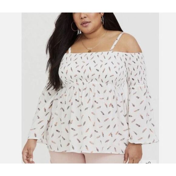 Torrid 2X White Feather Challis Cold Shoulder Blouse NWT Festival Hippie Meadow - Picture 1 of 12